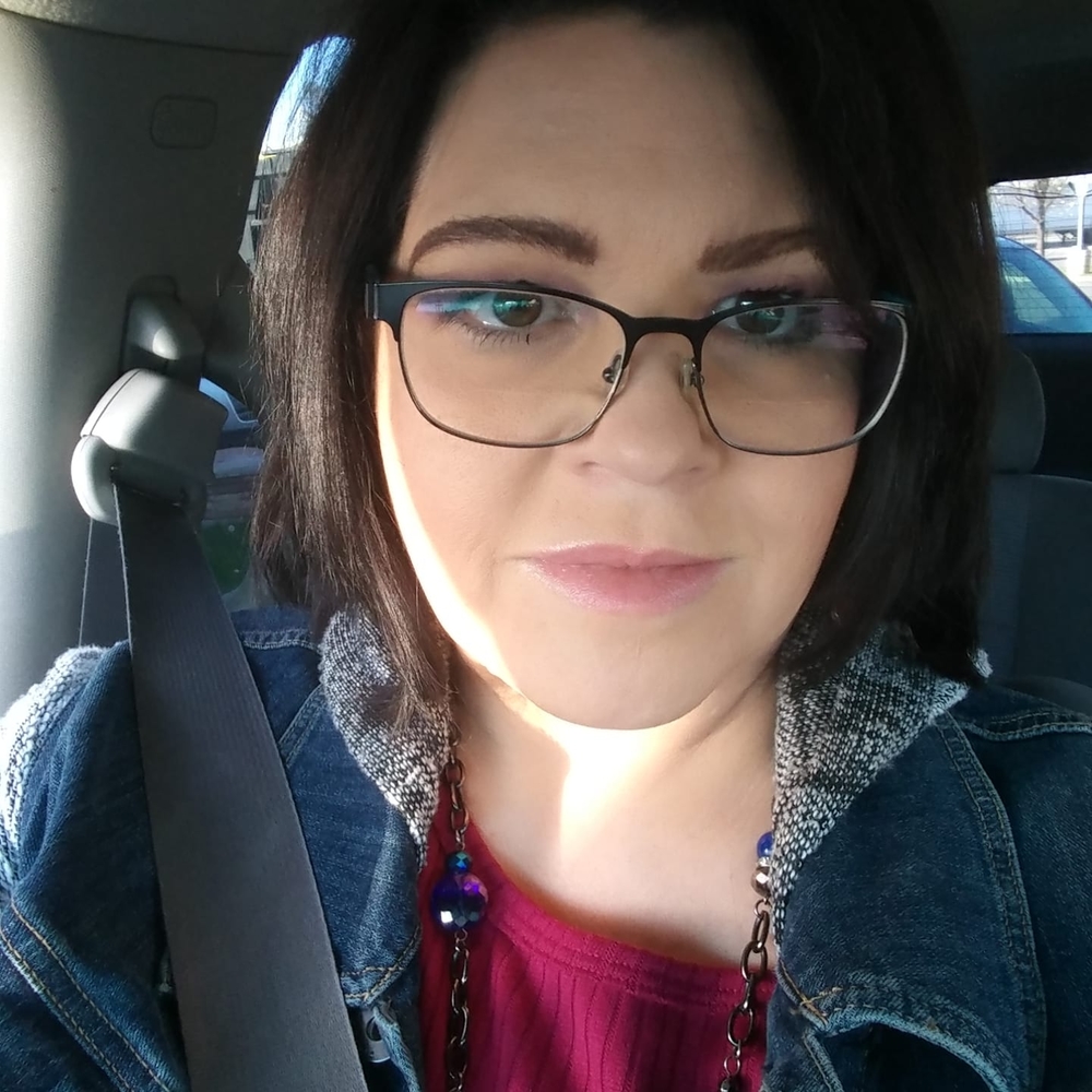 Meet your Posher, Jonelle